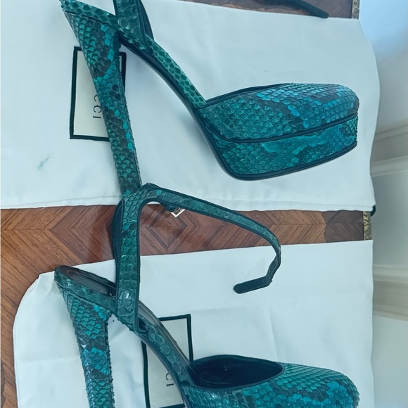 Gucci Women's Teal Snakeskin Heels Platform, original dust bags - Picture 8 of 16